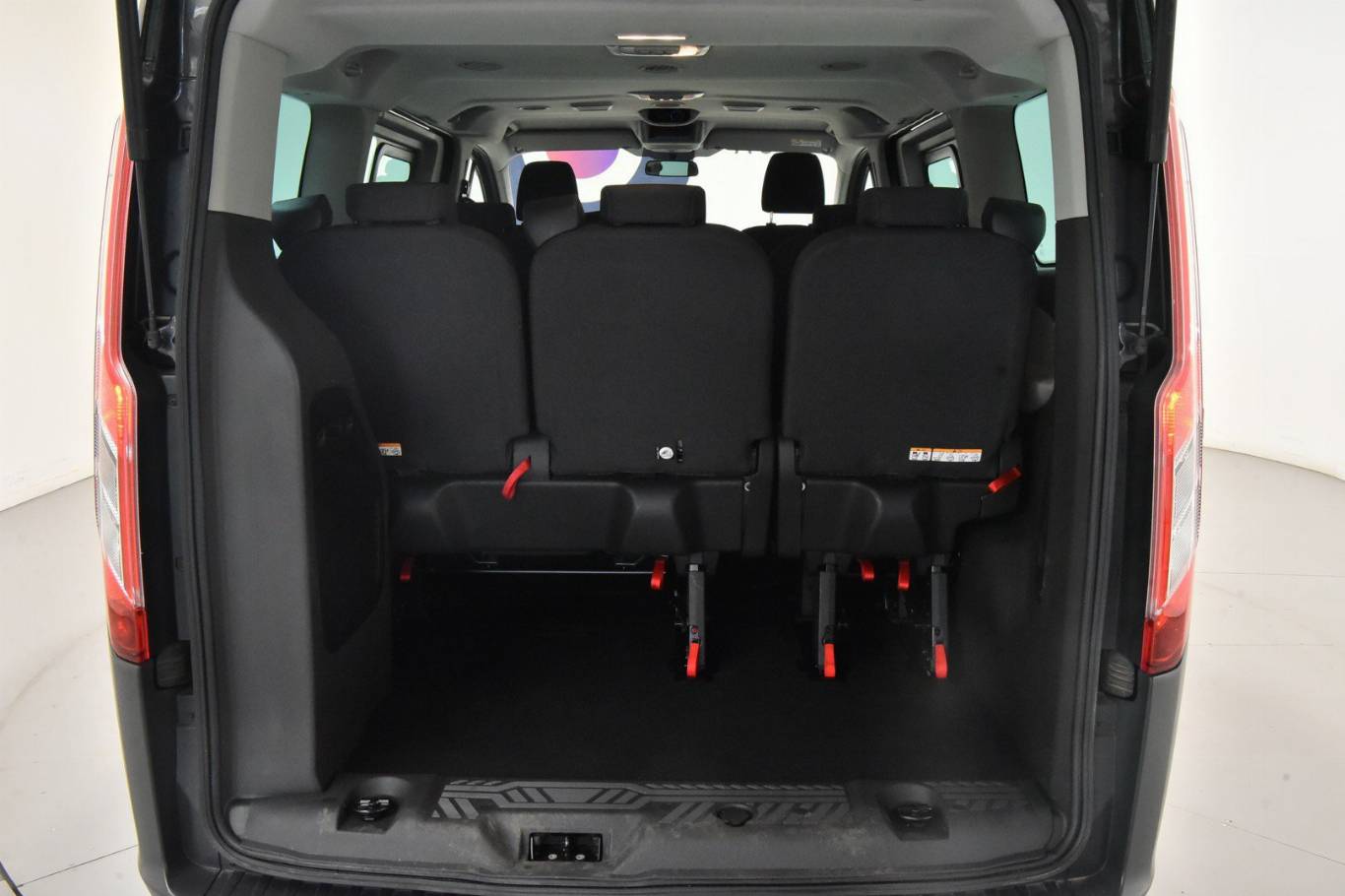 FORD Tourneo Custom 9