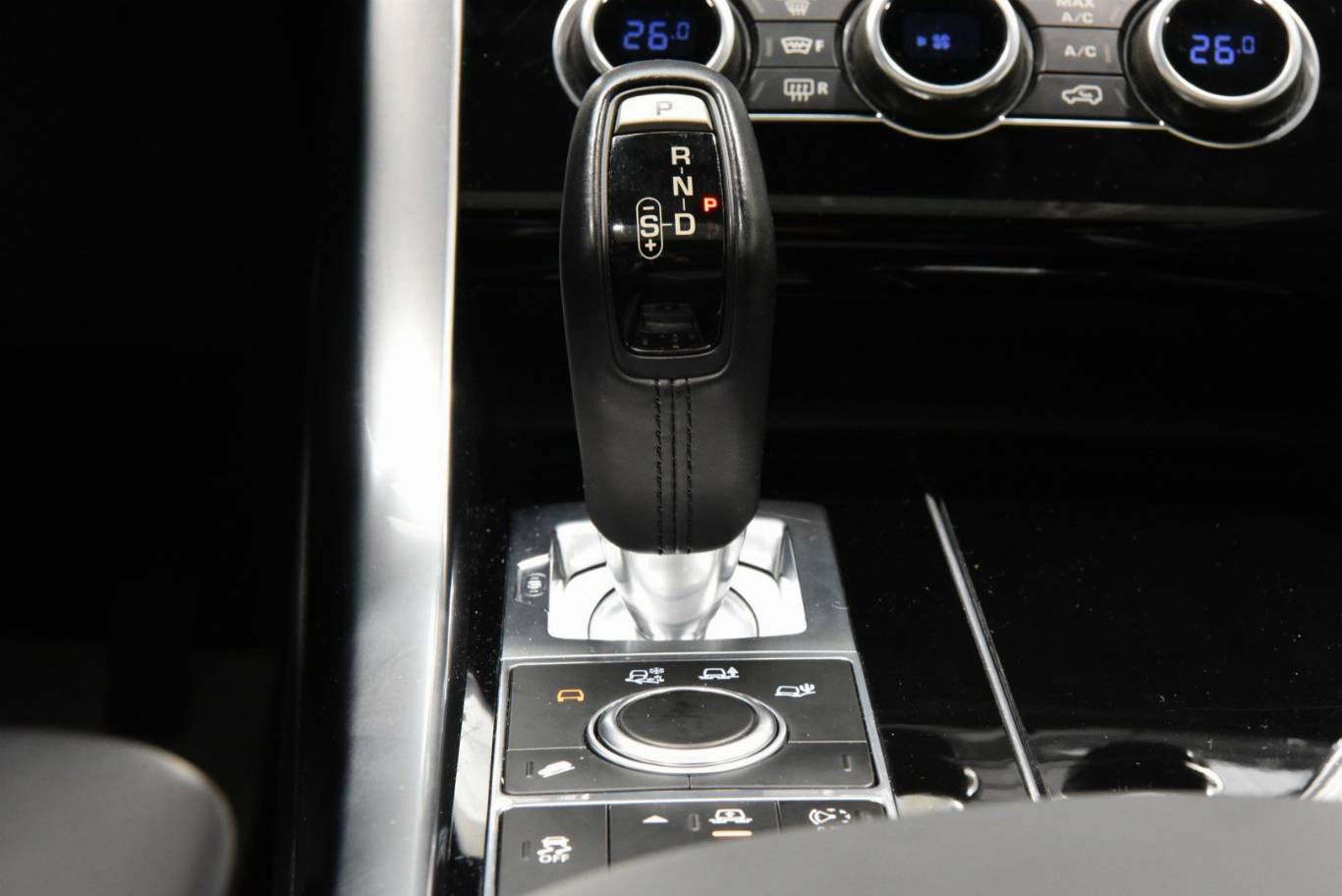 LAND ROVER Range Rover Sport 10