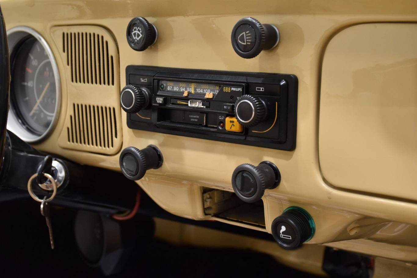 VOLKSWAGEN Maggiolino 65