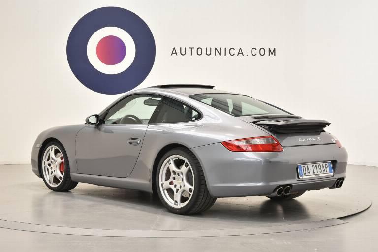 PORSCHE 911 2