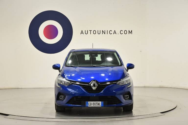 RENAULT Clio 5