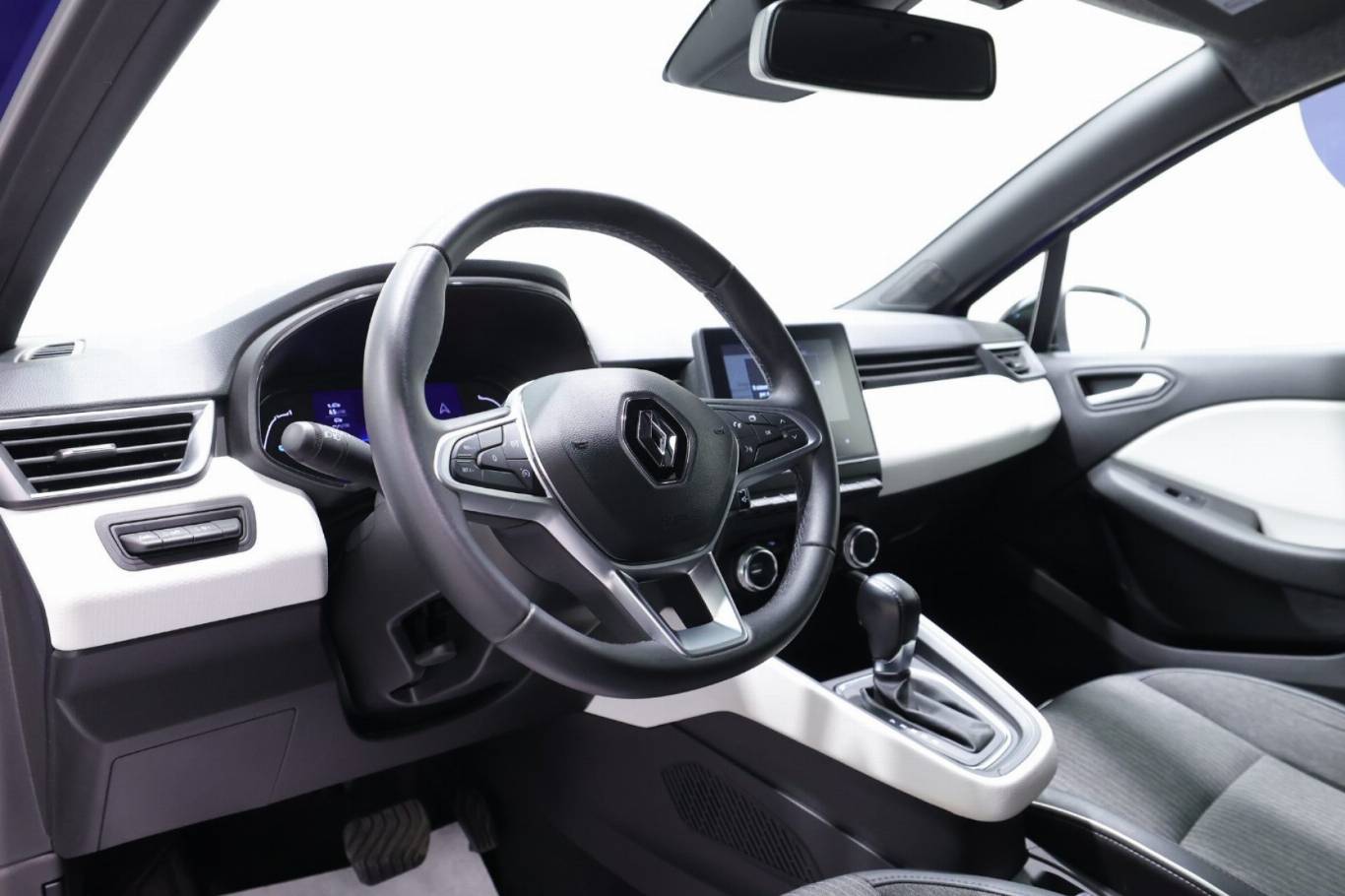 RENAULT Clio 5