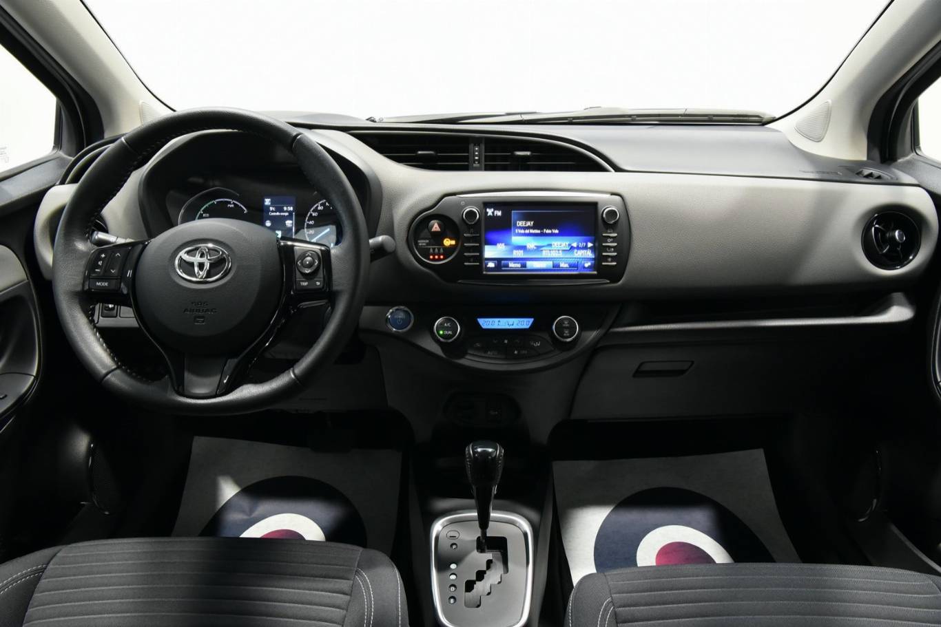 TOYOTA Yaris 20