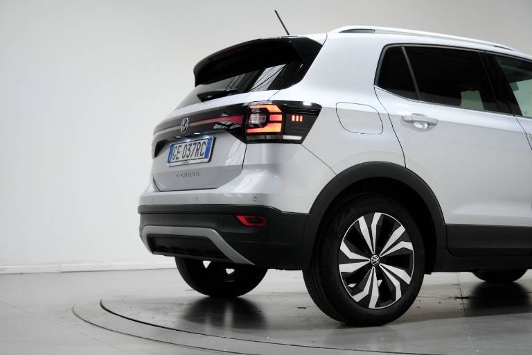 VOLKSWAGEN T-Cross 48