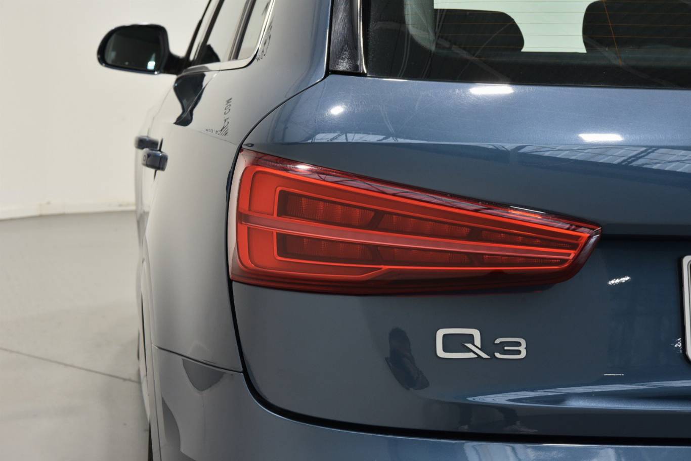 AUDI Q3 17