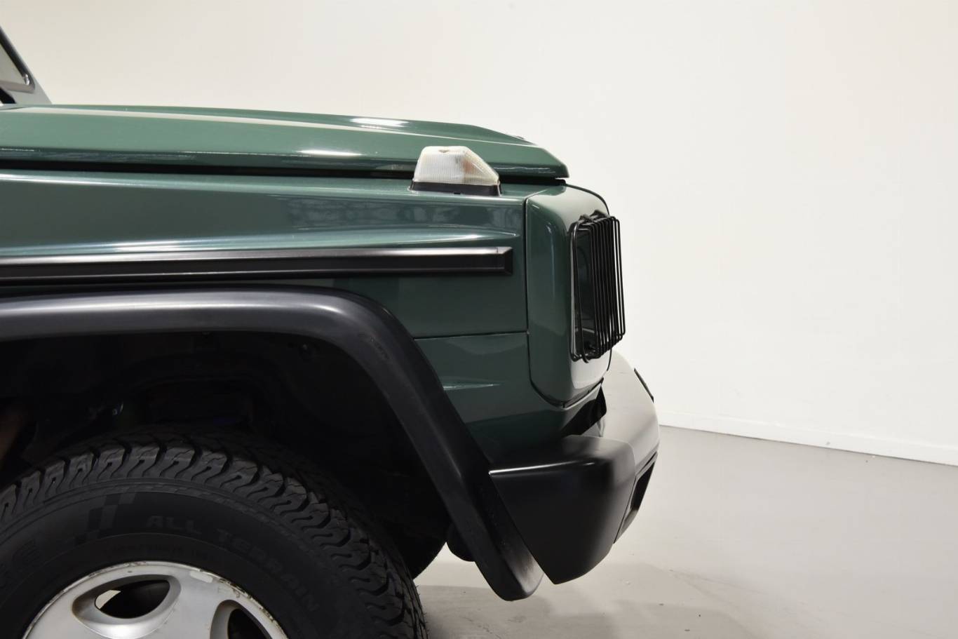 MERCEDES-BENZ G 320 38