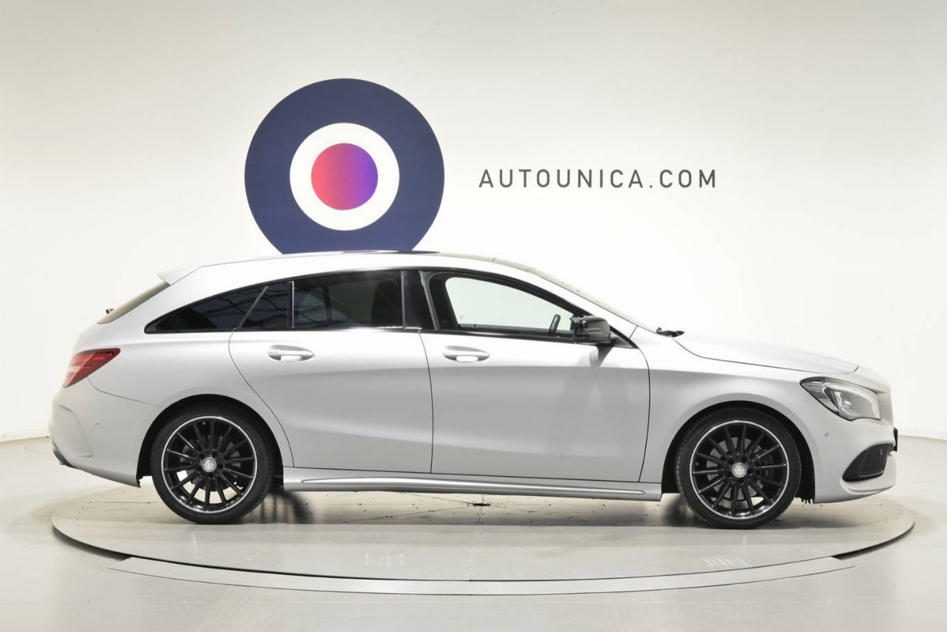 MERCEDES-BENZ CLA 220 30