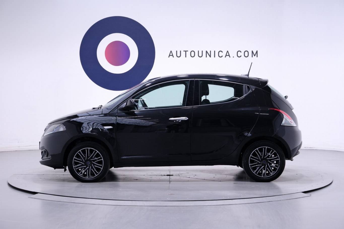 LANCIA Ypsilon 10