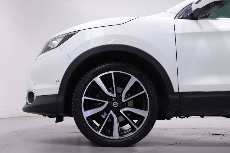 NISSAN Qashqai 13