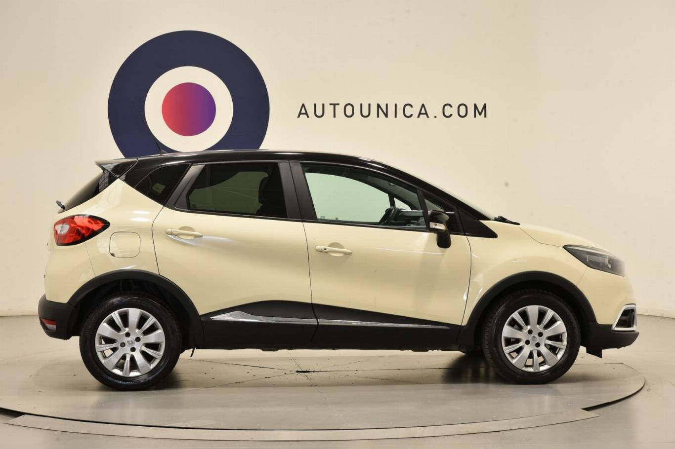 RENAULT Captur 15