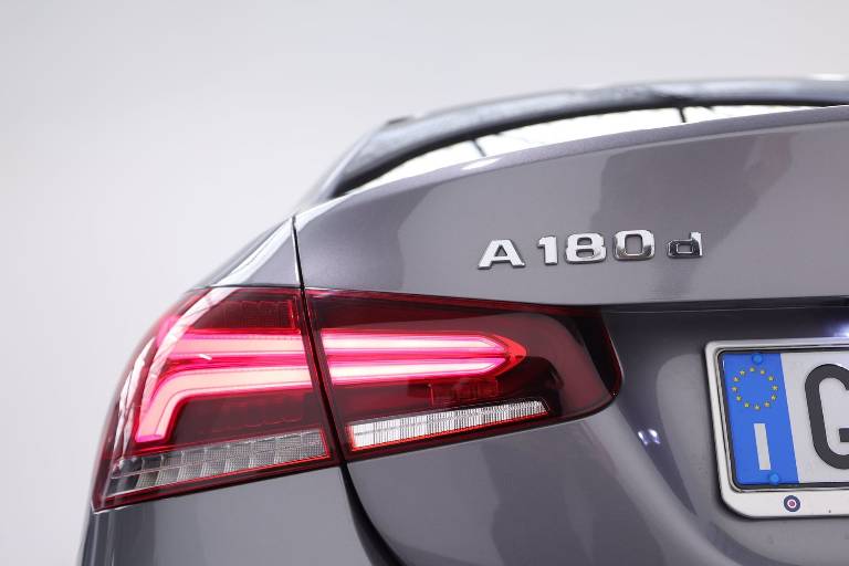 MERCEDES-BENZ Classe A 39