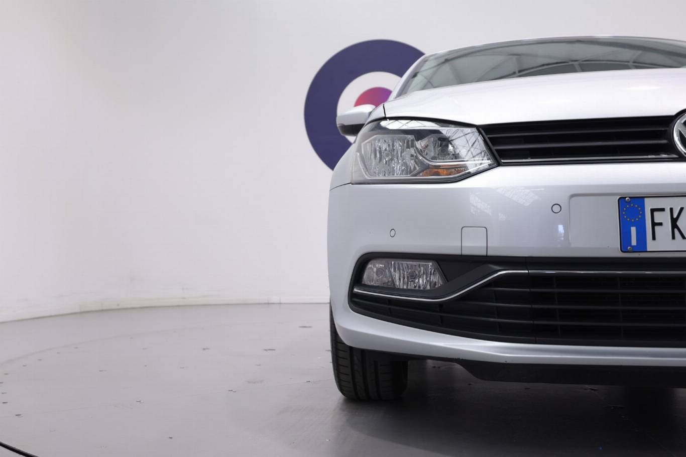 VOLKSWAGEN Polo 36
