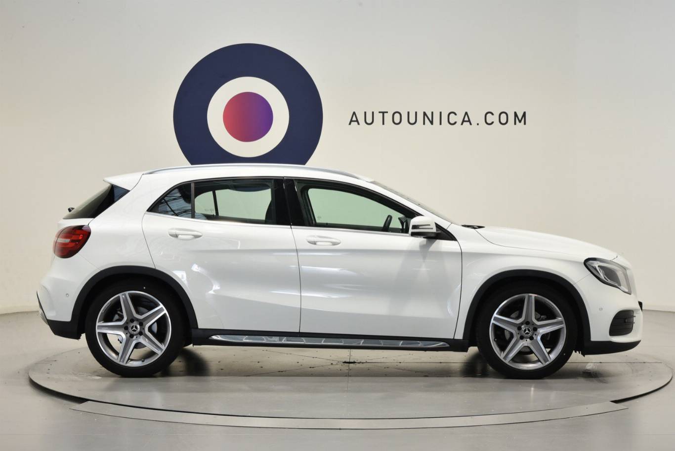 MERCEDES-BENZ GLA 200 31