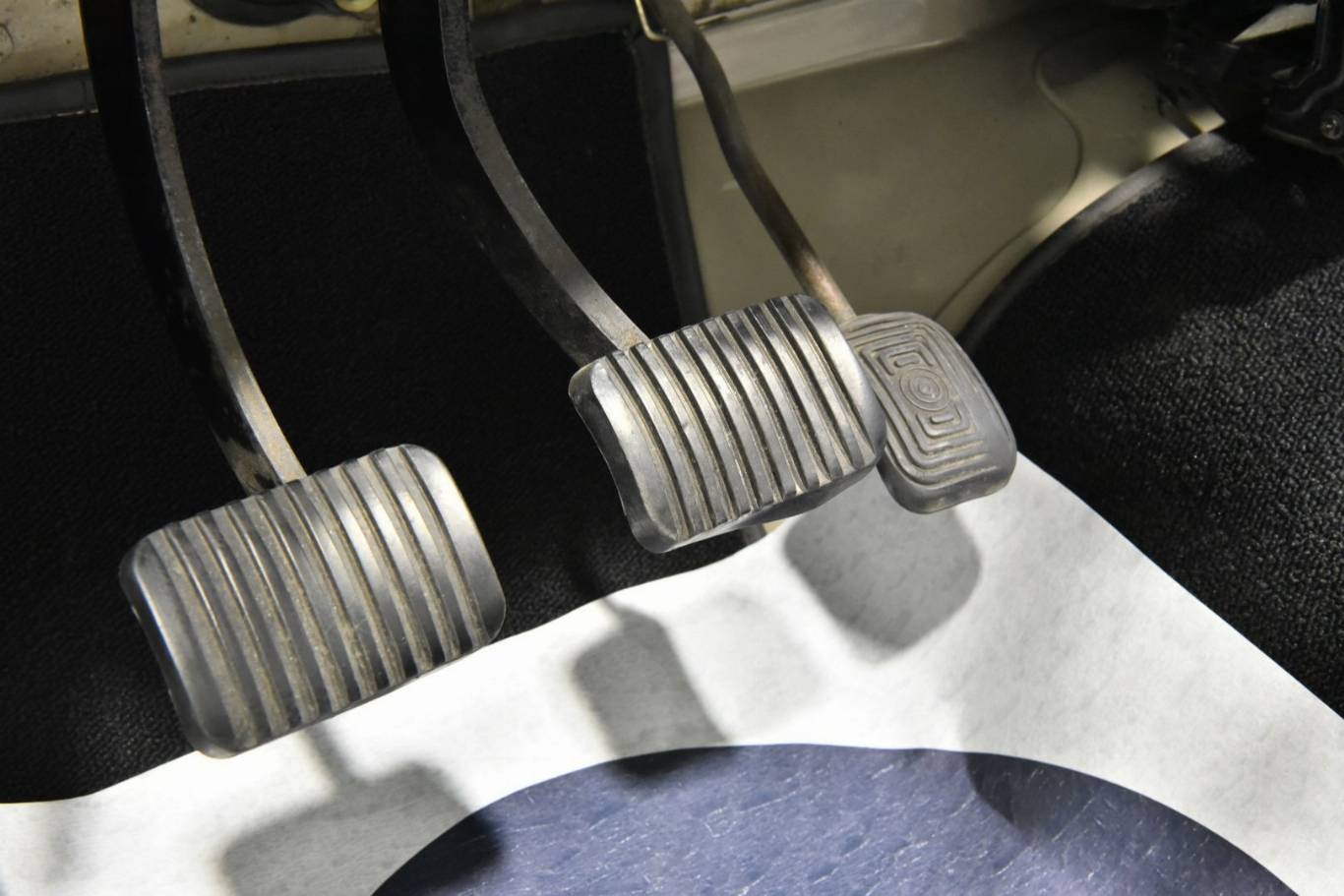 TOYOTA Land Cruiser 30