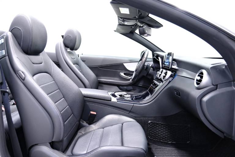 MERCEDES-BENZ C 220 59