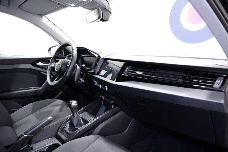 AUDI A1 52