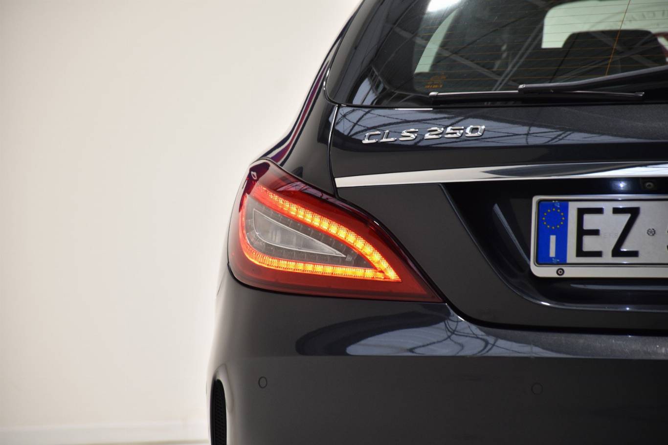 MERCEDES-BENZ CLS 250 68