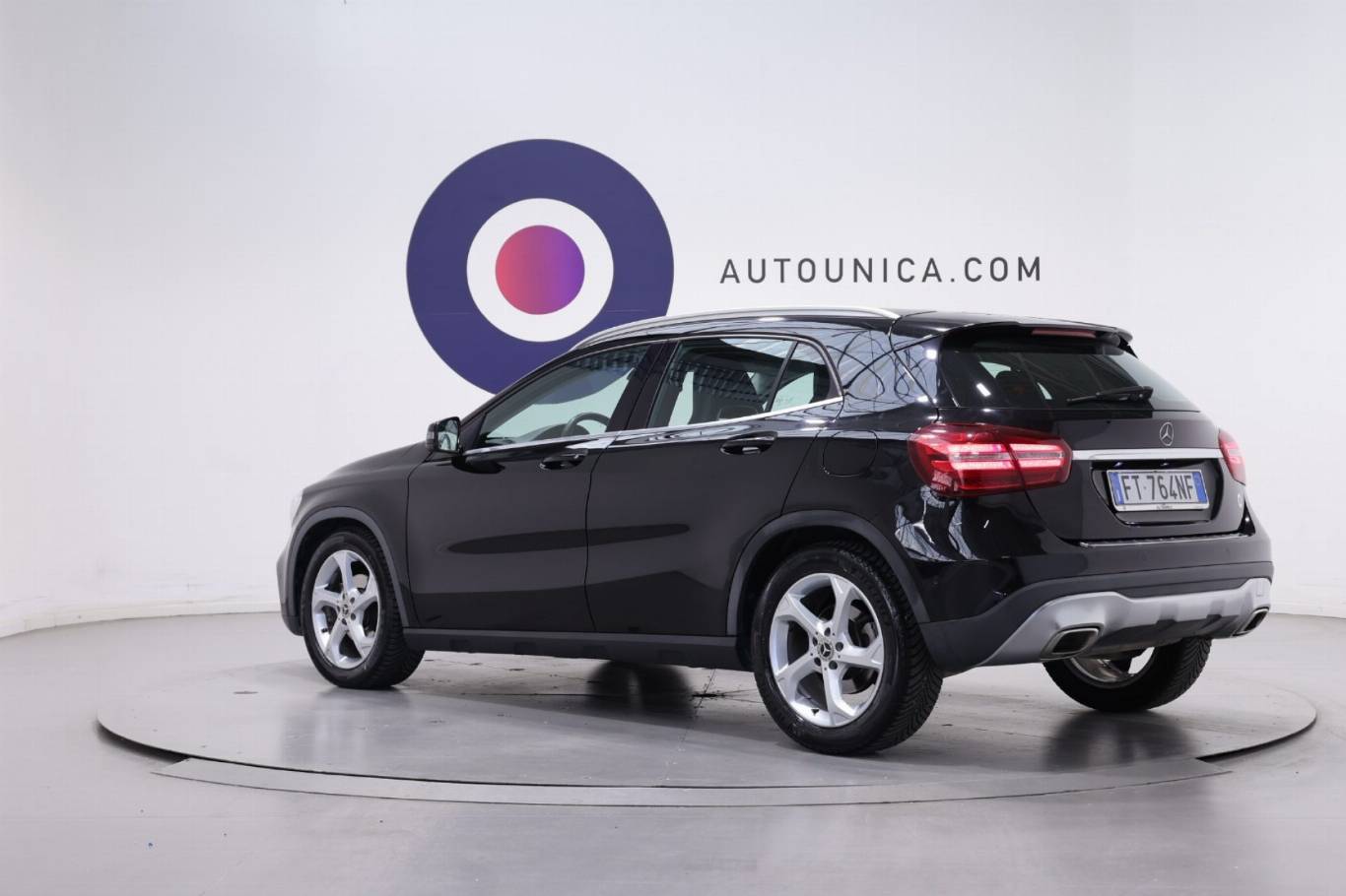 MERCEDES-BENZ GLA 200 16