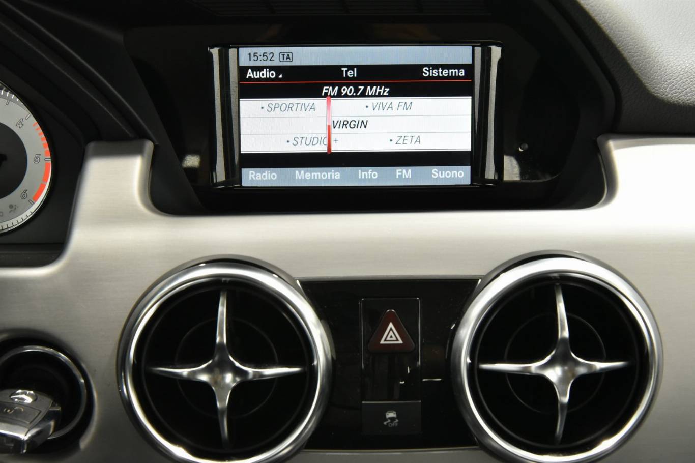 MERCEDES-BENZ GLK 220 10