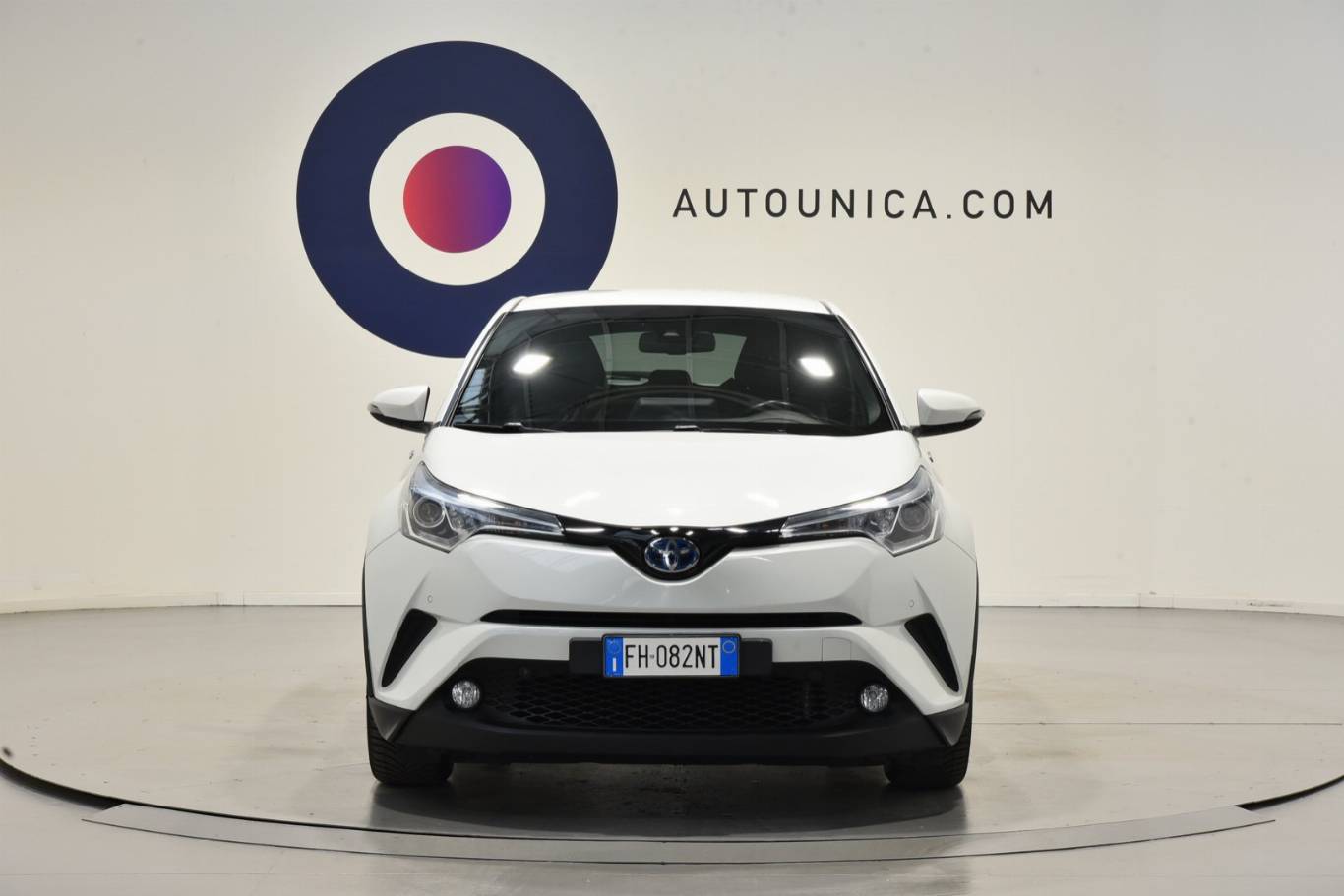 TOYOTA C-HR 5