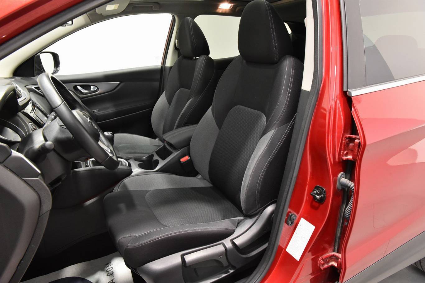NISSAN Qashqai 4