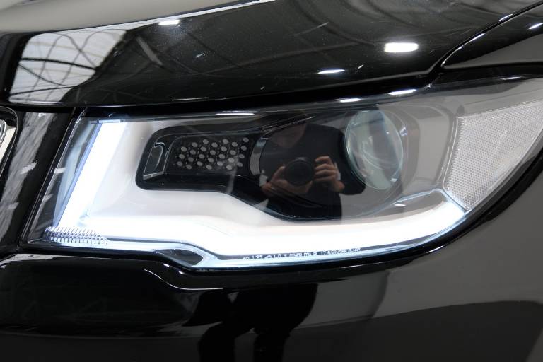 JEEP Compass 53