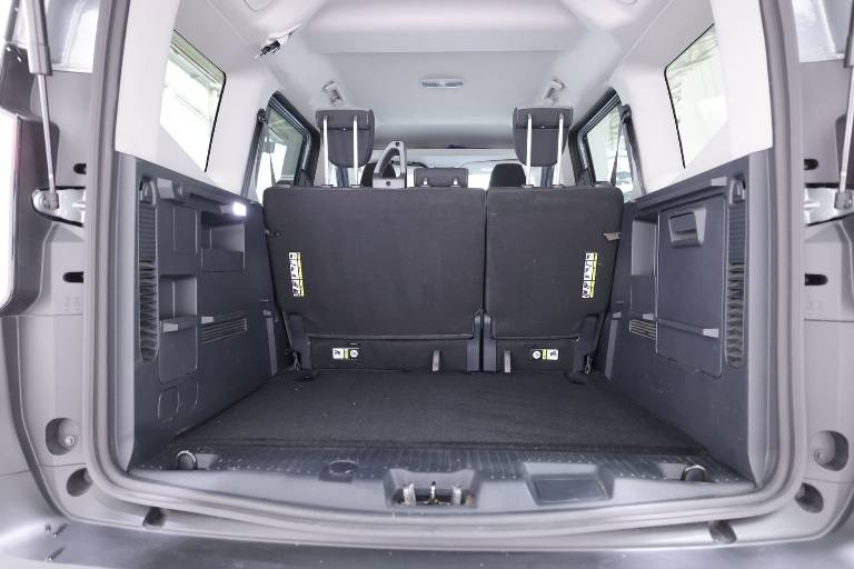FORD Tourneo Courier 49