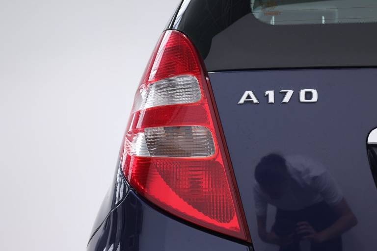 MERCEDES-BENZ Classe A 33