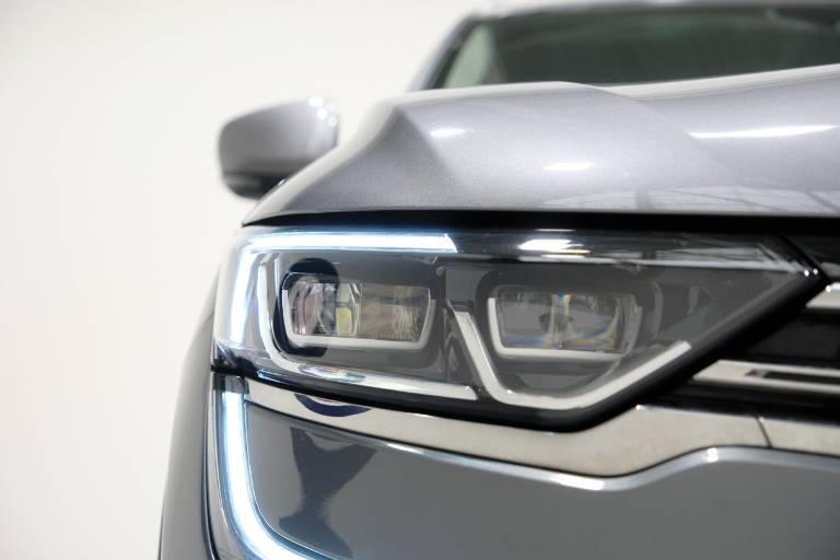 RENAULT Koleos 12