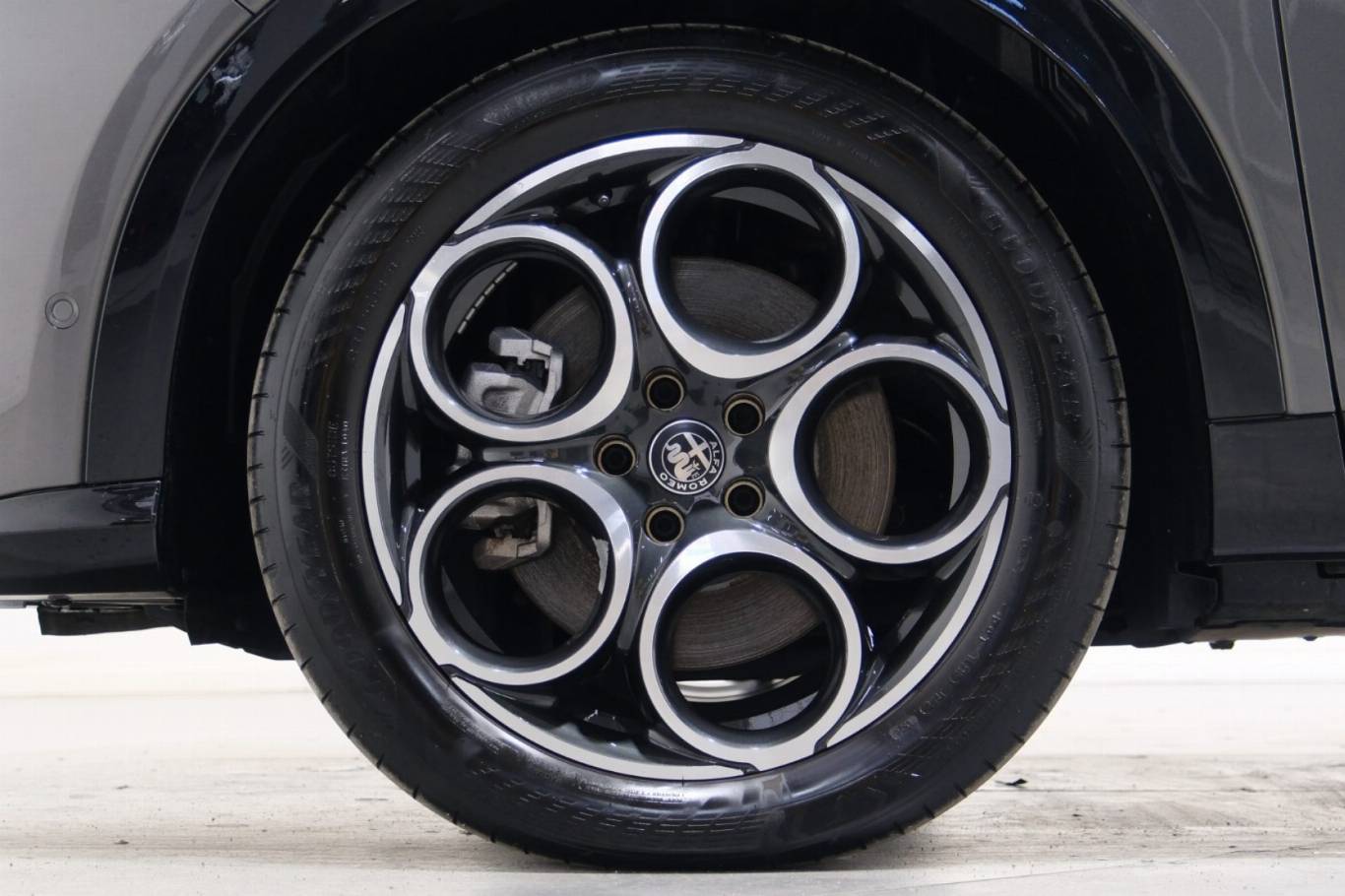 ALFA ROMEO Tonale 15