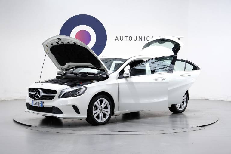 MERCEDES-BENZ A 180 68