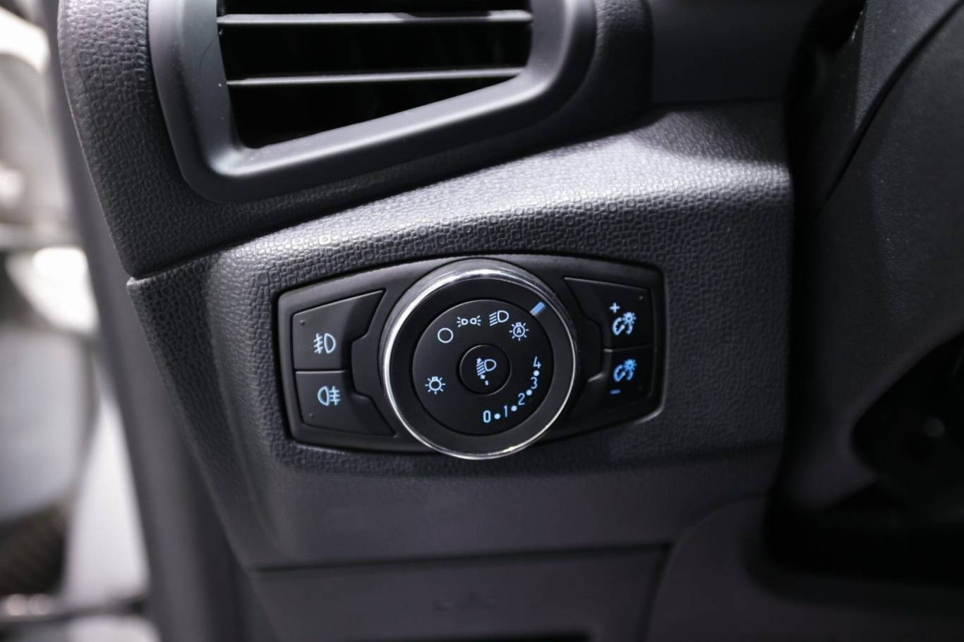 FORD EcoSport 25