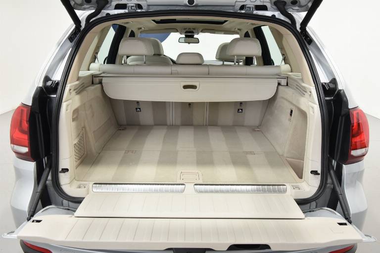 BMW X5 13