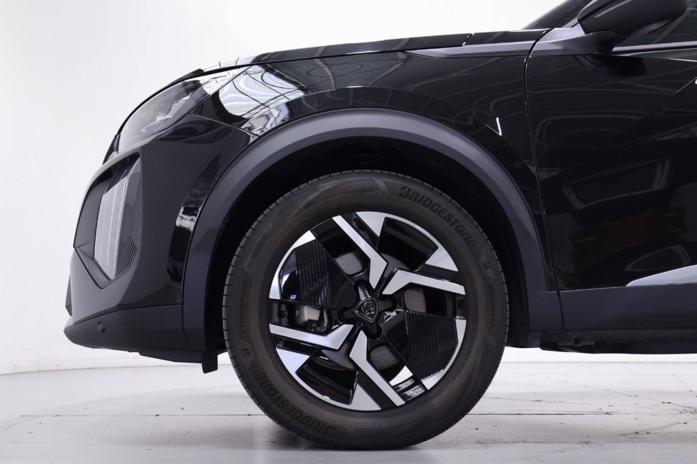 PEUGEOT 2008 17