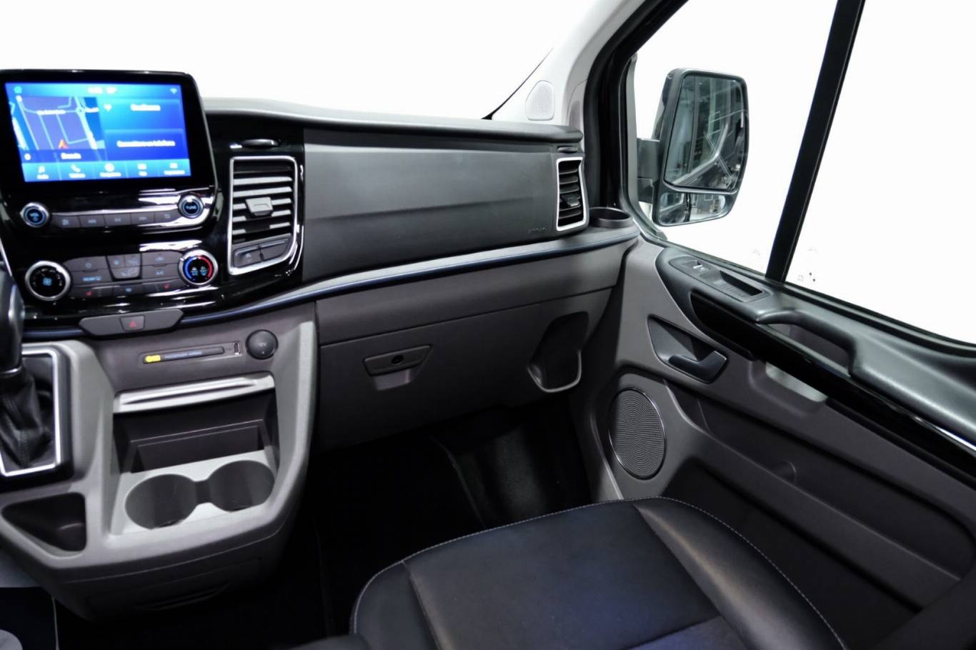 FORD Tourneo Custom 53