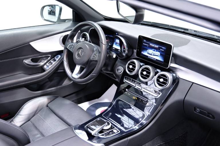 MERCEDES-BENZ C 220 58