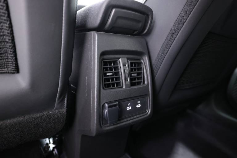 RENAULT Captur 36
