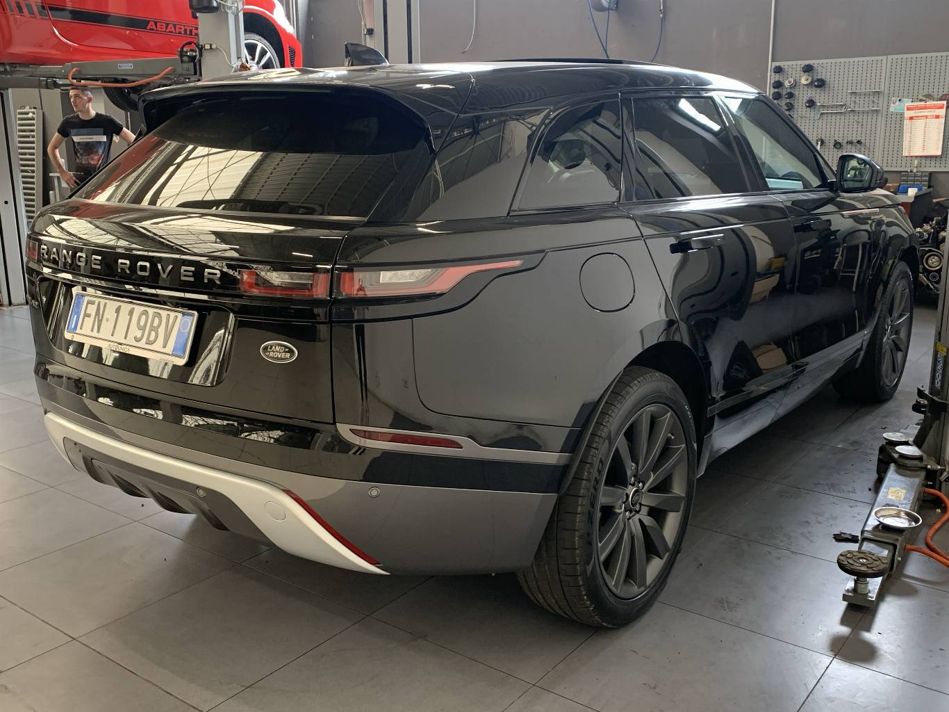 LAND ROVER Range Rover Velar 4