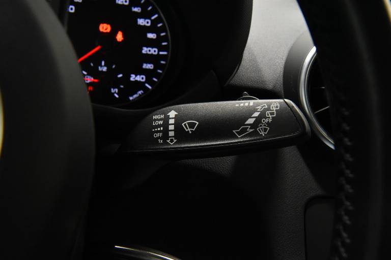 AUDI A1 27