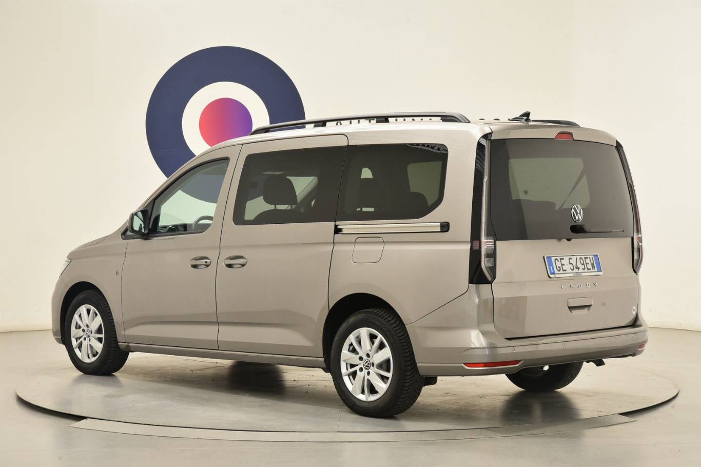 VOLKSWAGEN Caddy 2