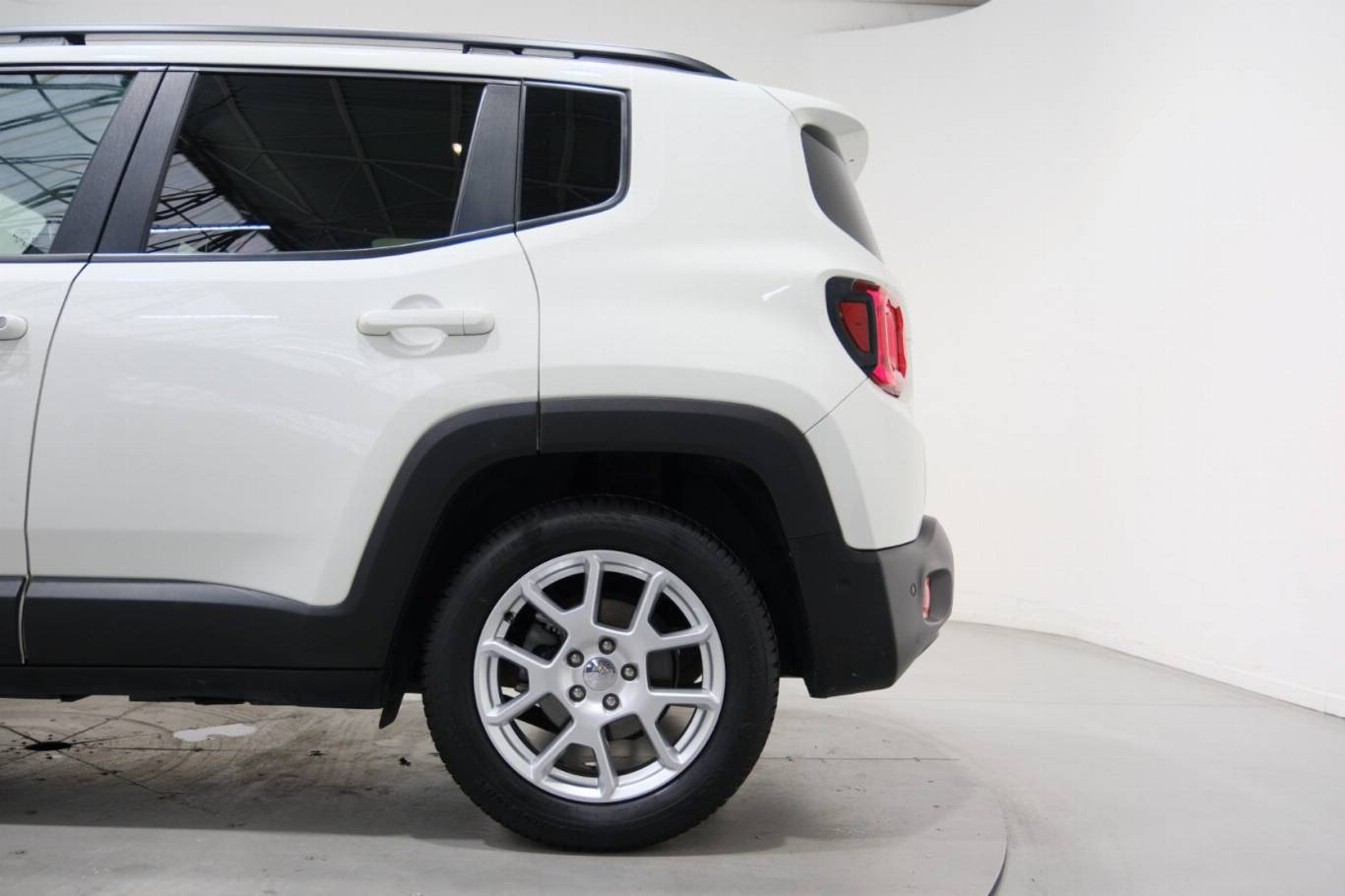 JEEP Renegade 41