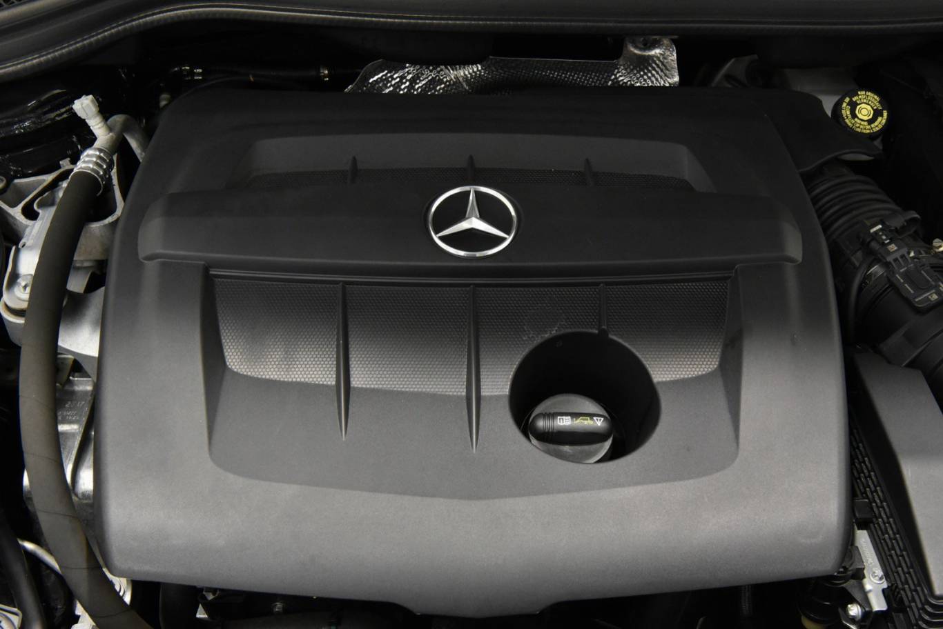 MERCEDES-BENZ B 180 14