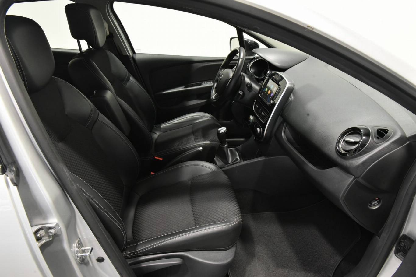 RENAULT Clio 21