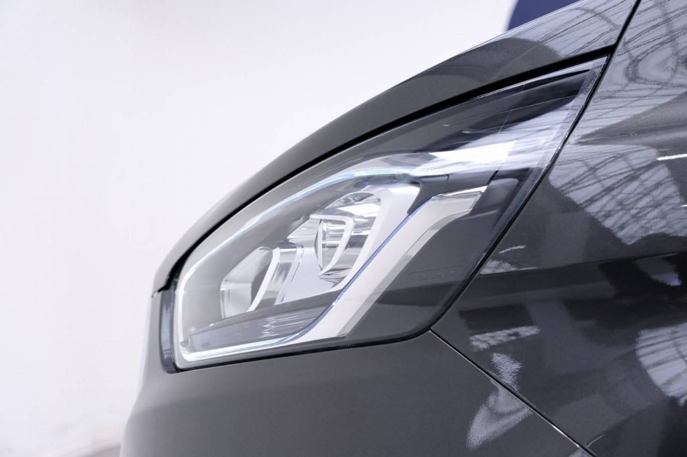 FORD Tourneo Custom 11