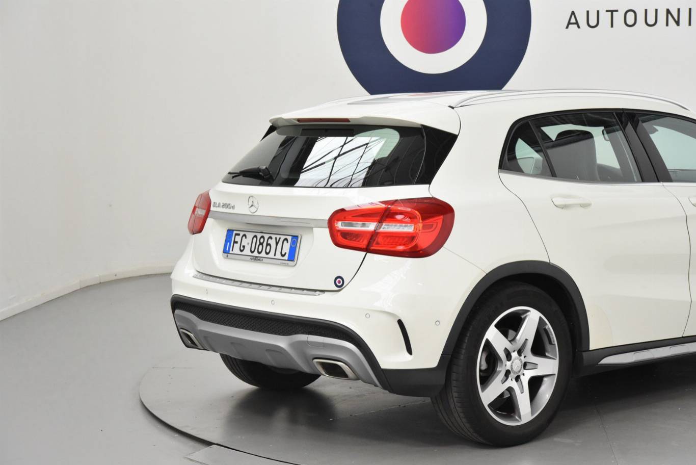 MERCEDES-BENZ GLA 200 16