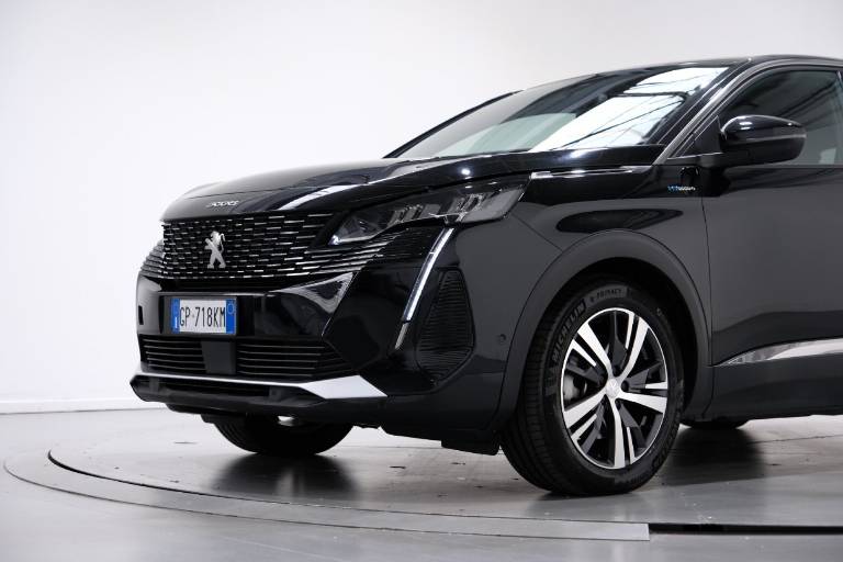 PEUGEOT 3008 48