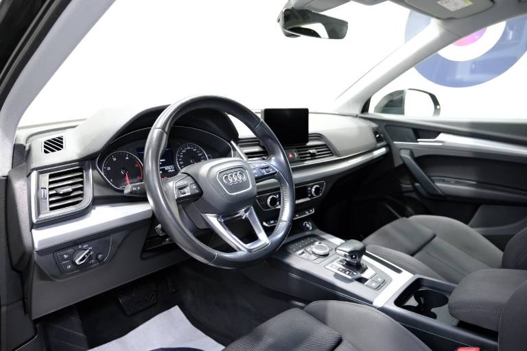 AUDI Q5 5