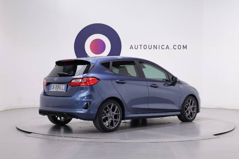 FORD Fiesta 15