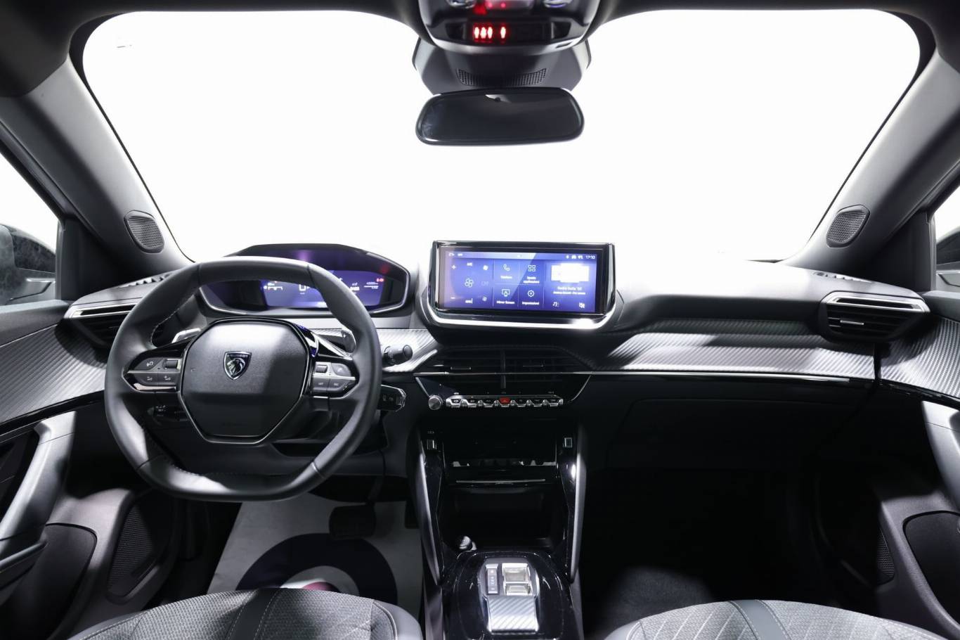 PEUGEOT 2008 10