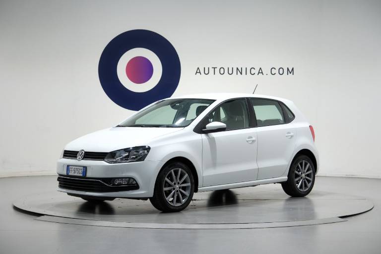 VOLKSWAGEN Polo 1